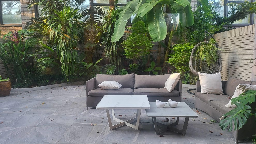 Unit Exterior-Garden