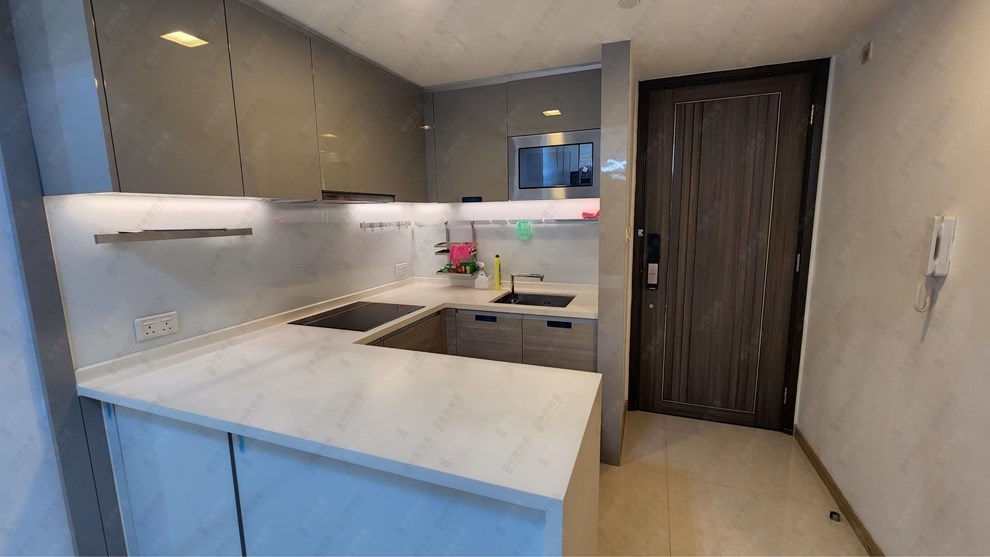 Unit Interior-Kitchen