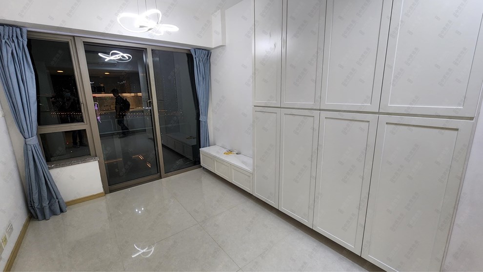 Unit Exterior-Balcony