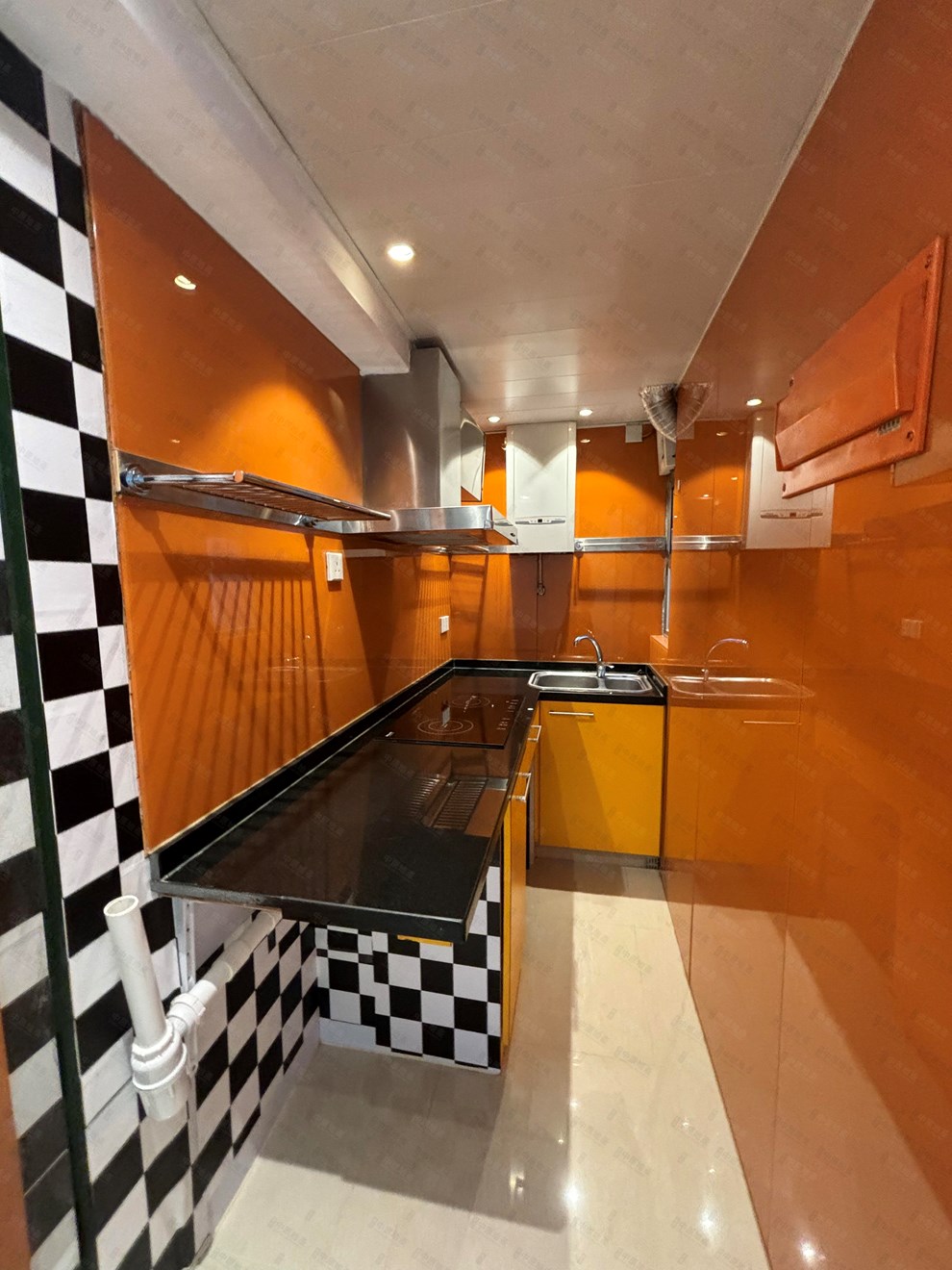 Unit Interior-Kitchen