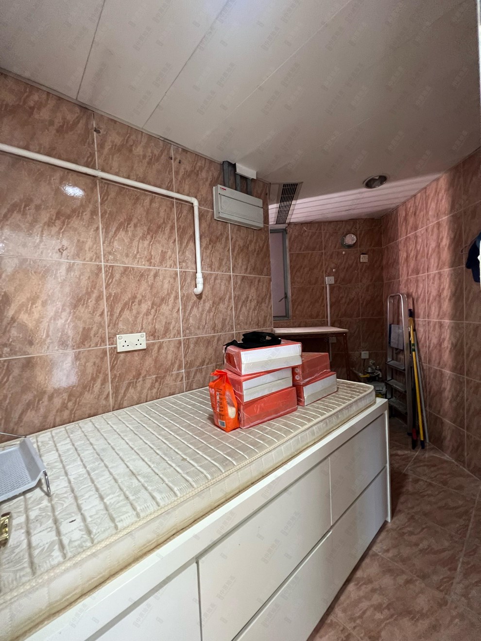 Unit Interior-Maids Room
