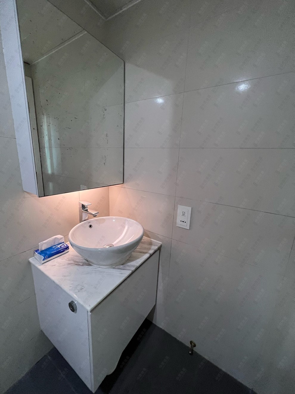 Unit Interior-Bathroom
