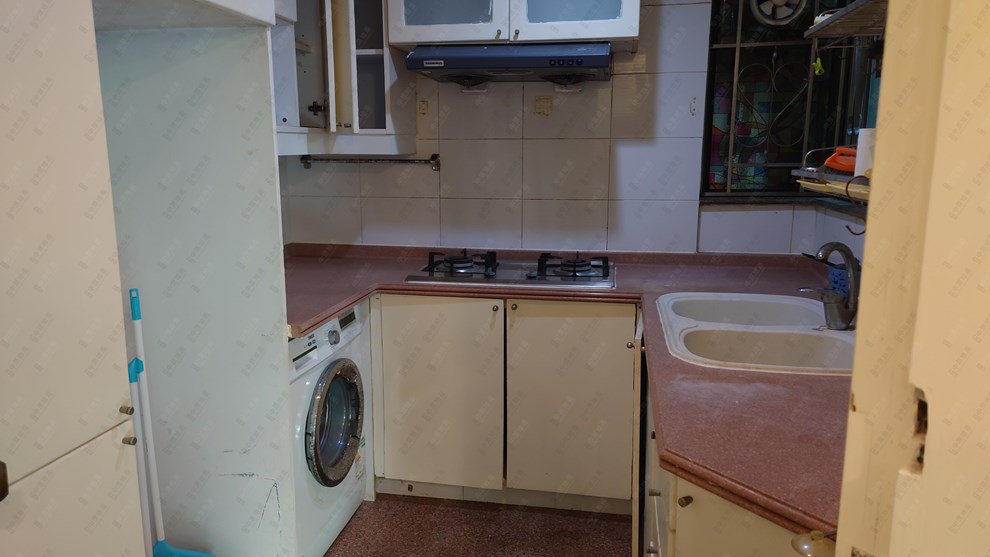 Unit Interior-Kitchen