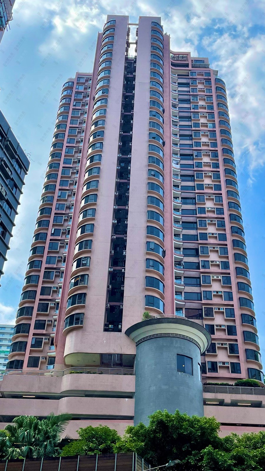 Celeste Court, Photo