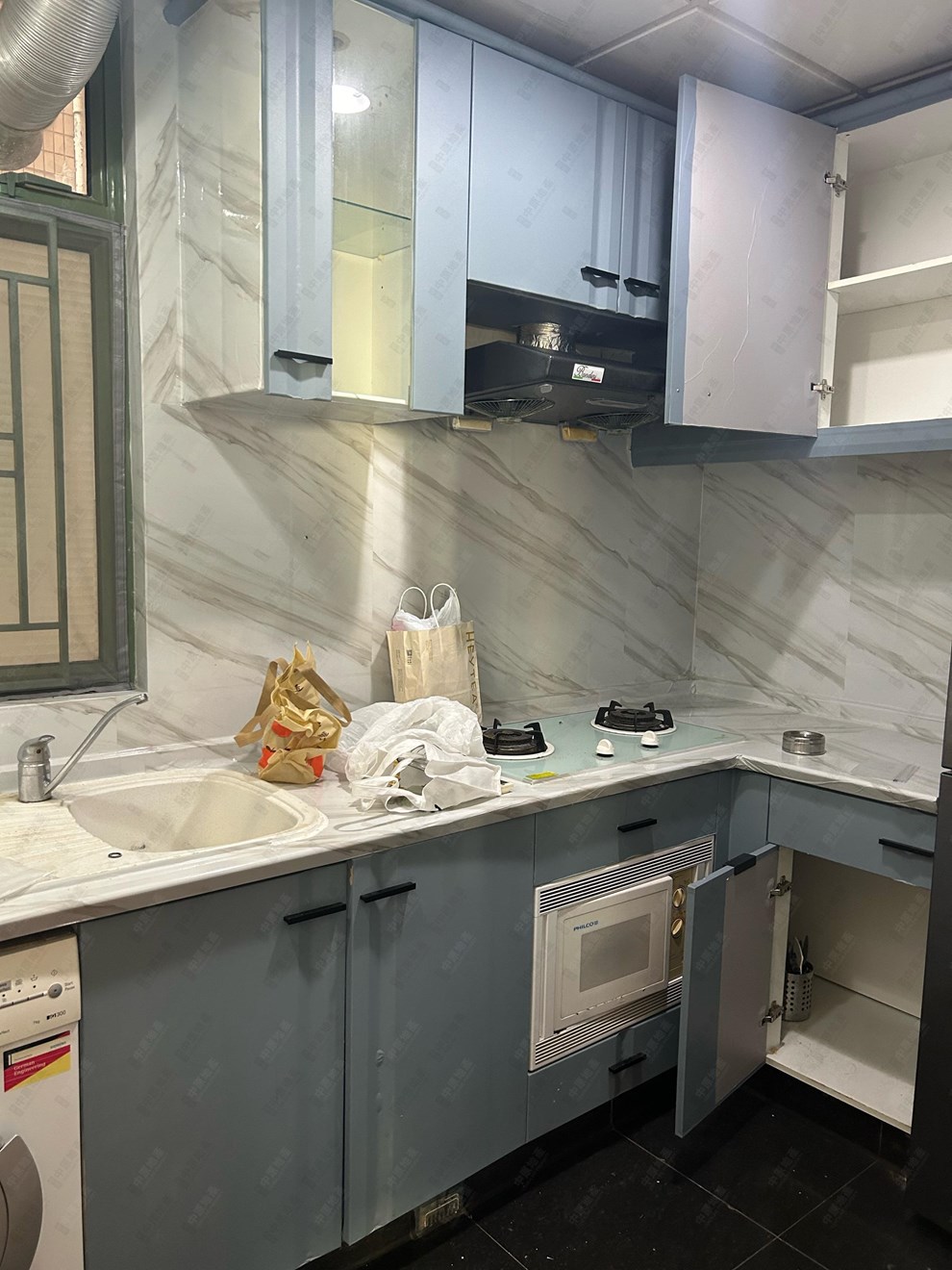 Unit Interior-Kitchen