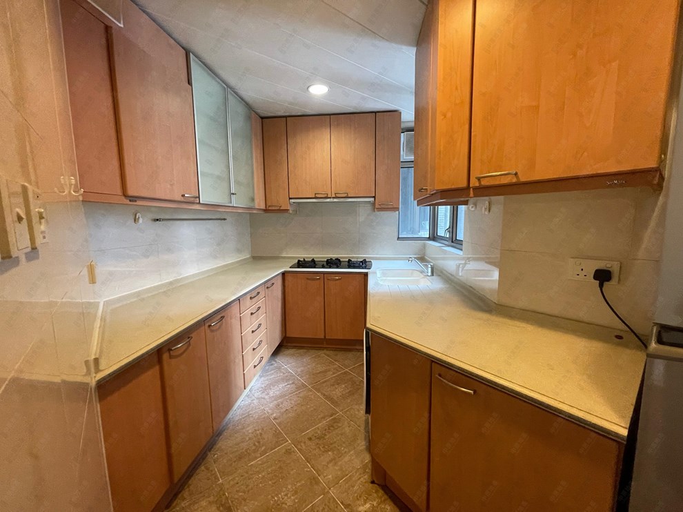 Unit Interior-Kitchen