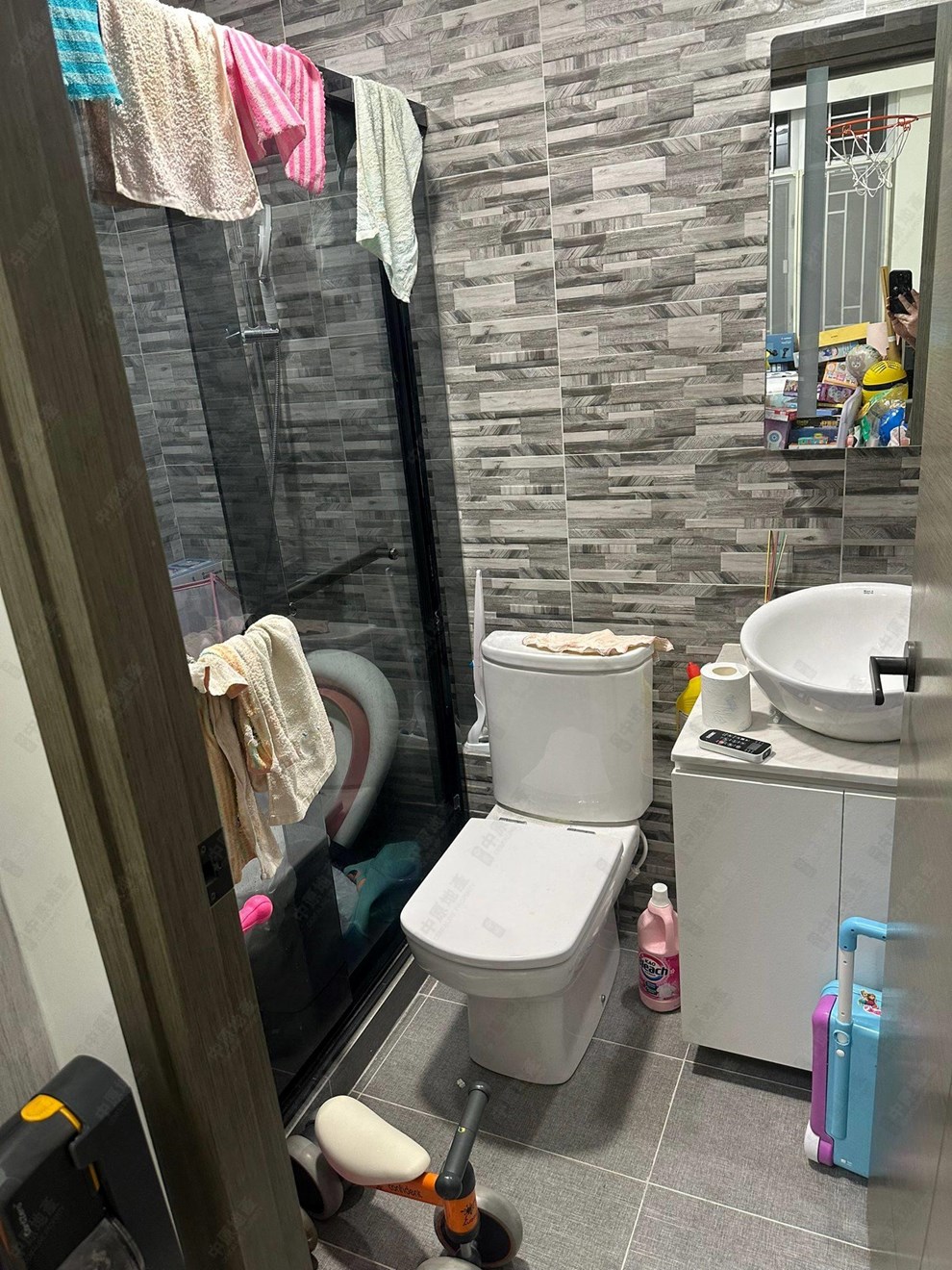 Unit Interior-Master Bathroom