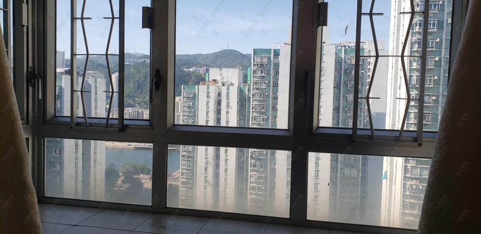 窗外景观-由睡房