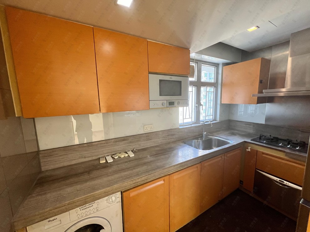 Unit Interior-Kitchen