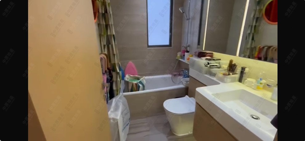 Unit Interior-Bathroom