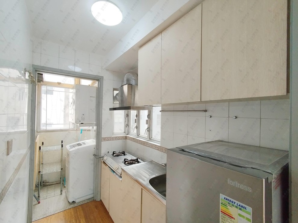 Unit Interior-Kitchen