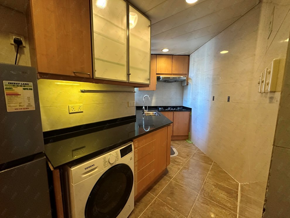 Unit Interior-Kitchen