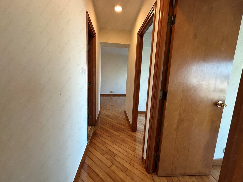 Unit Interior-Corridor