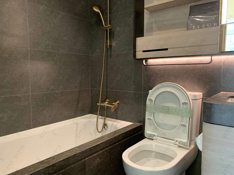 Unit Interior-Bathroom