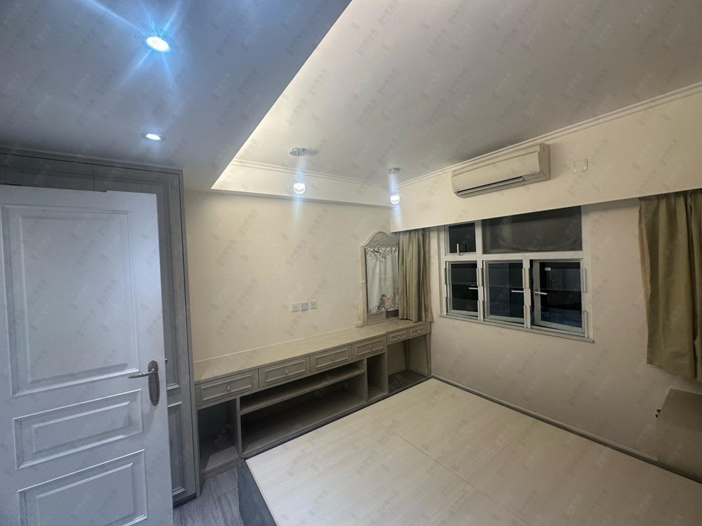 Unit Interior-Master Bedroom