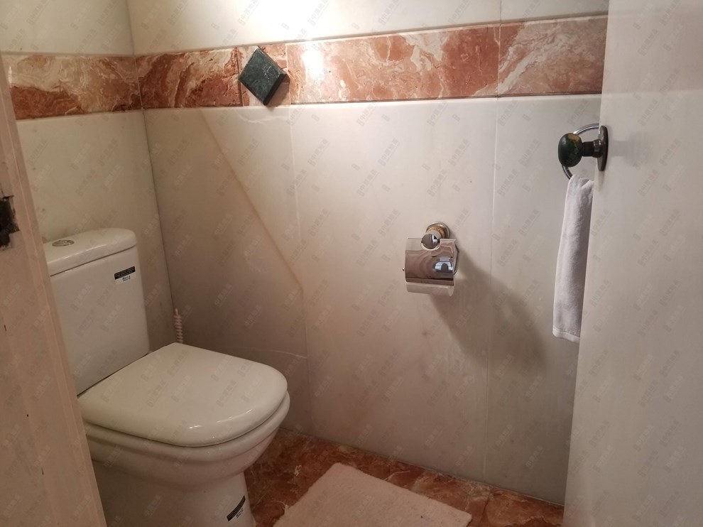 Unit Interior-Washroom