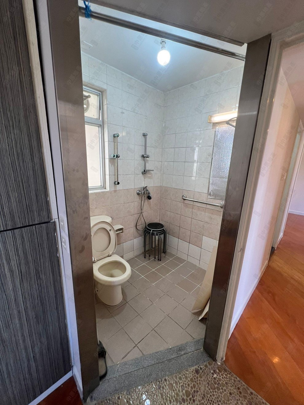Unit Interior-Washroom