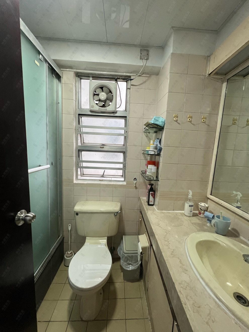 Unit Interior-Master Bathroom