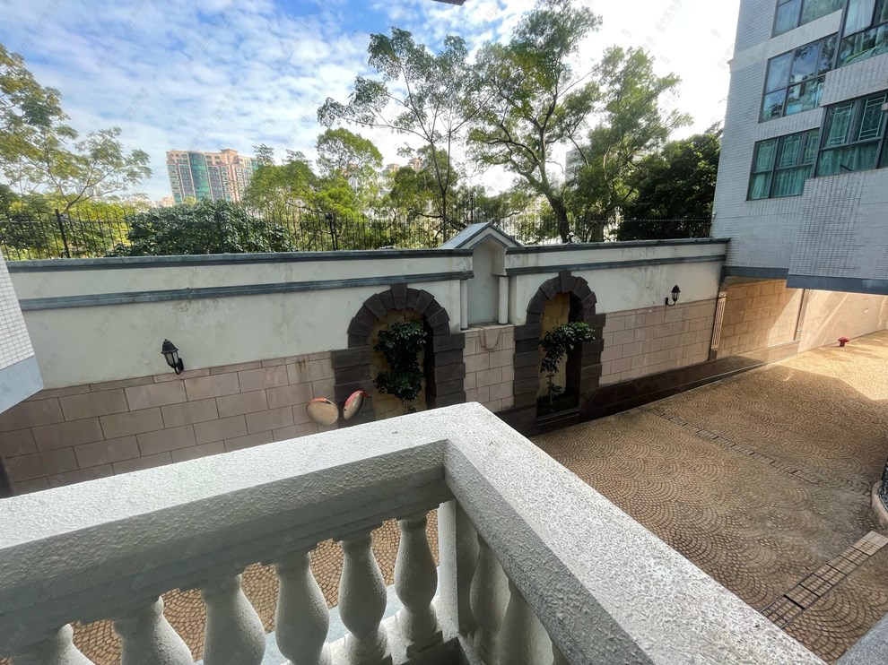 Unit Exterior-Balcony
