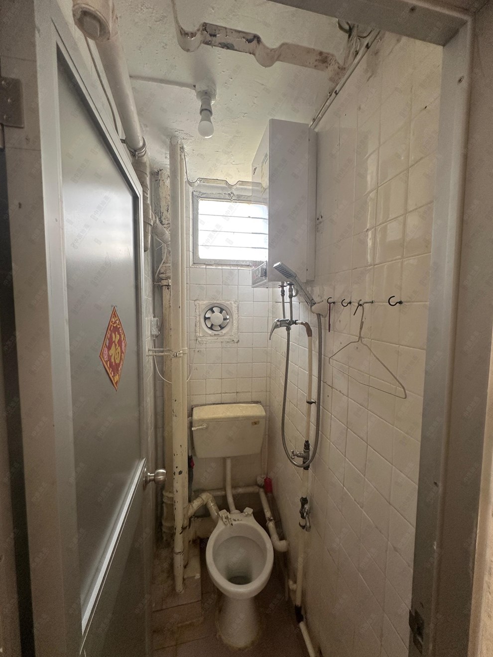 Unit Interior-Bathroom
