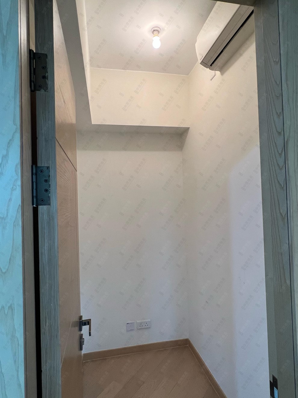 Unit Interior-Utility Room