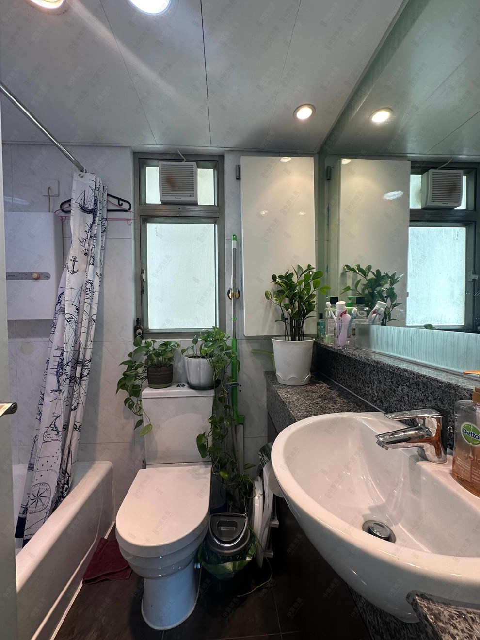 Unit Interior-Washroom