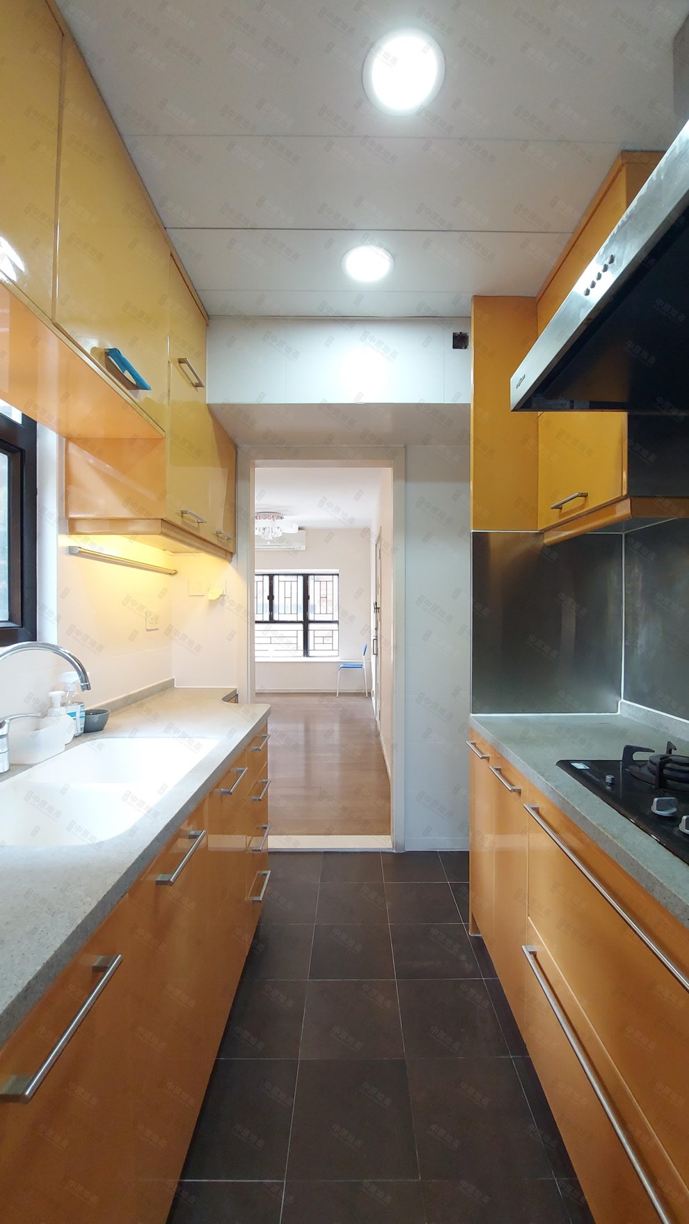 Unit Interior-Kitchen