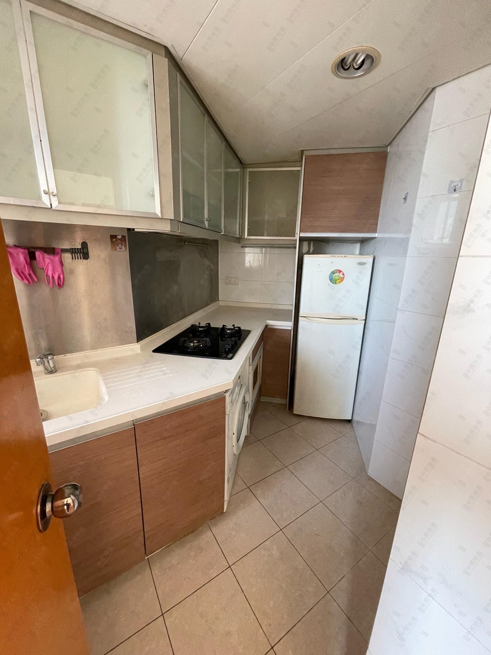 Unit Interior-Kitchen
