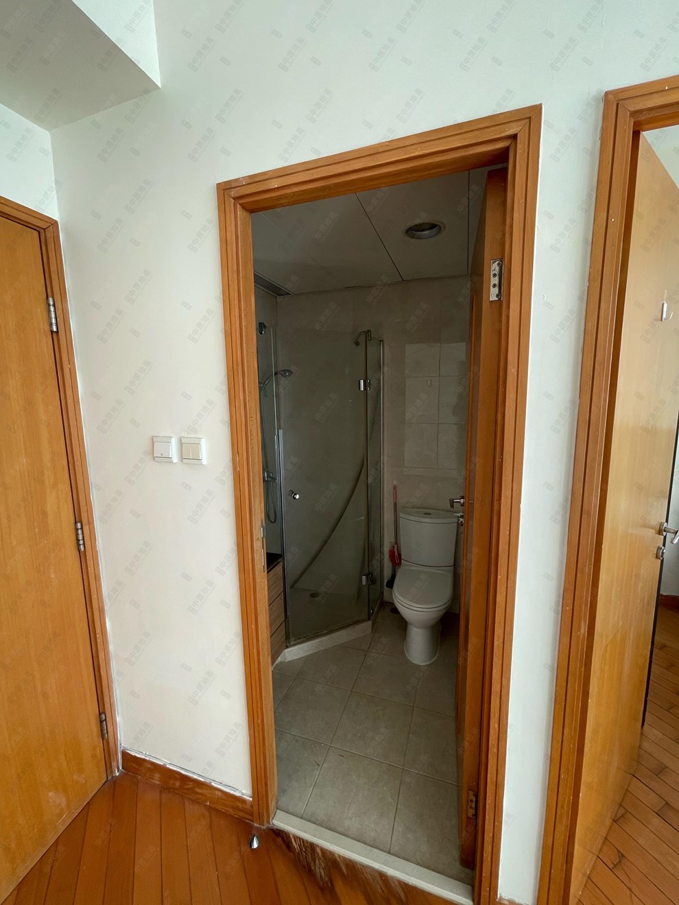 Unit Interior-Bathroom