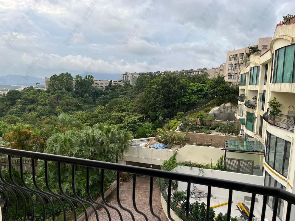 Unit Exterior-Balcony