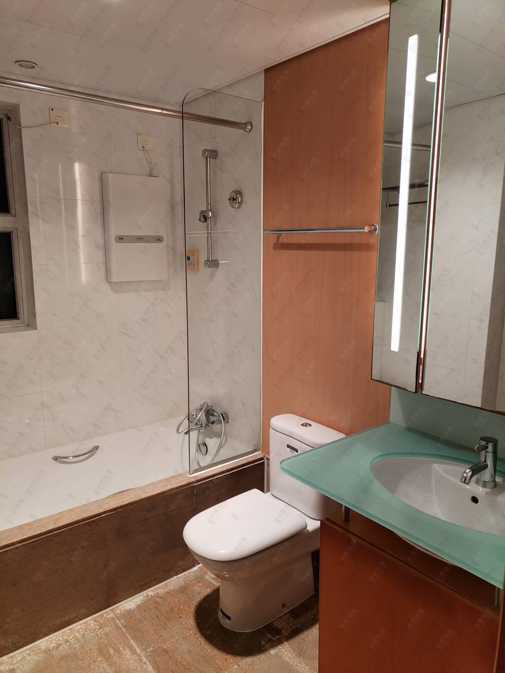 Unit Interior-Washroom