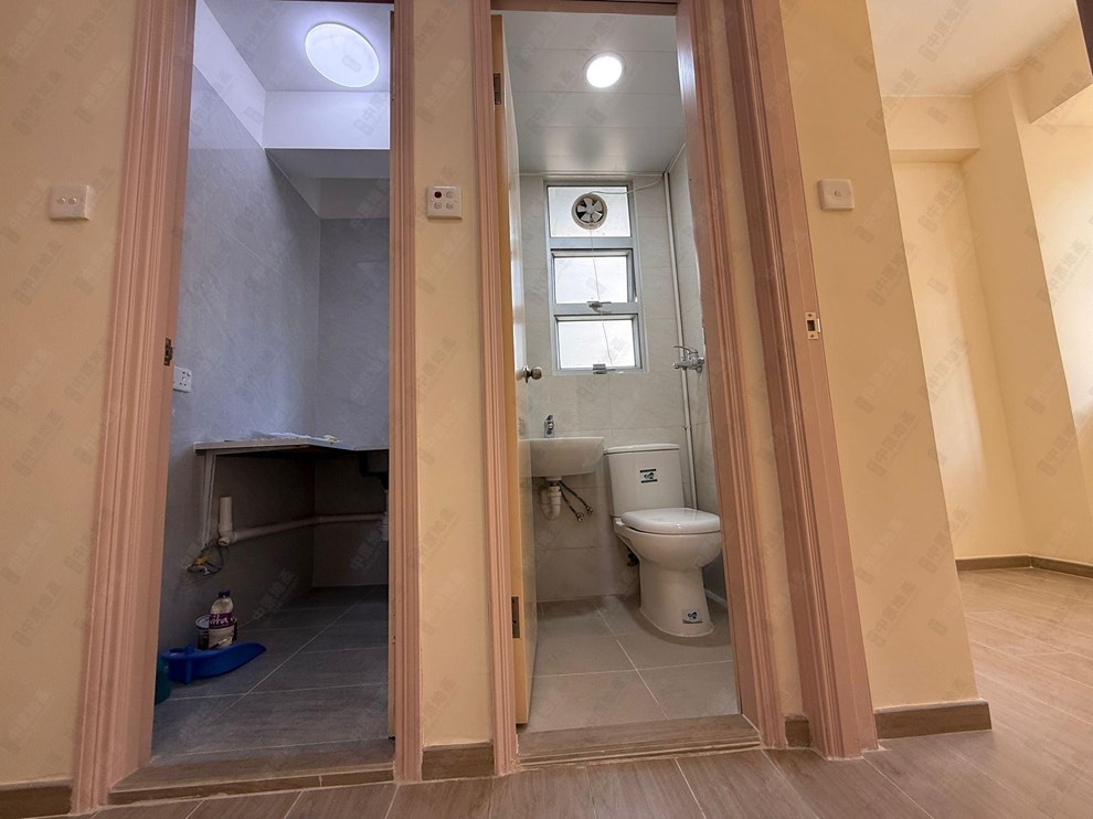 Unit Interior-Kitchen