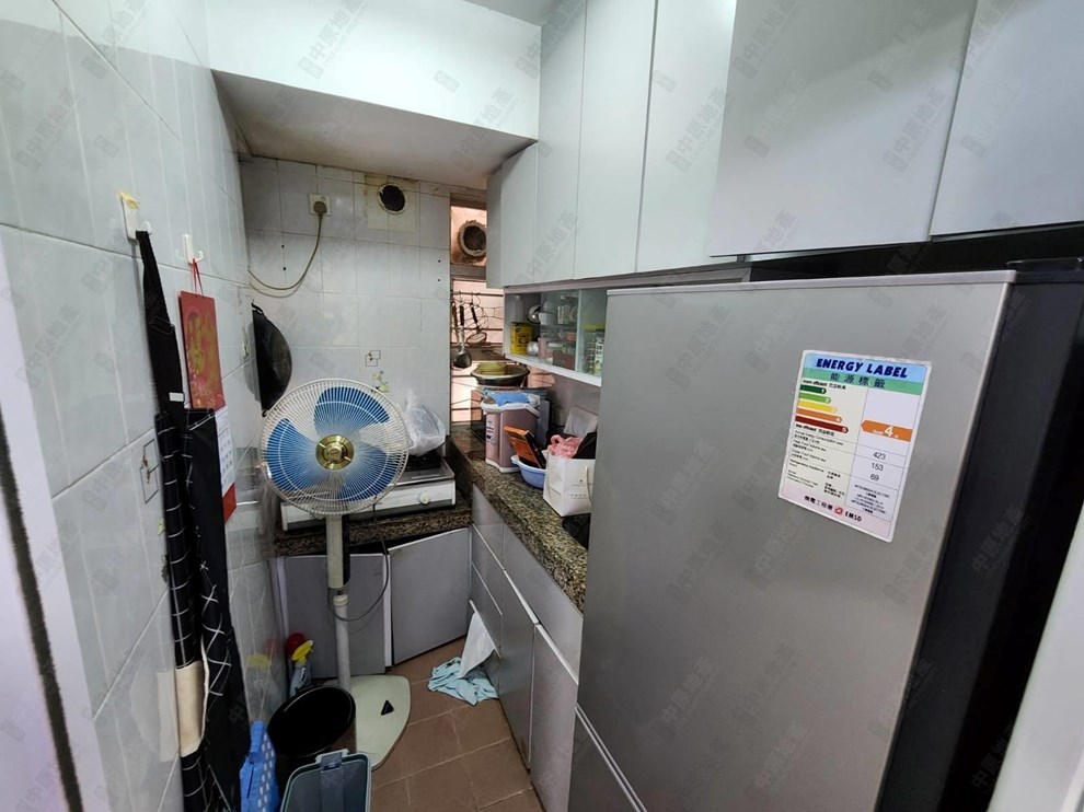 Unit Interior-Kitchen