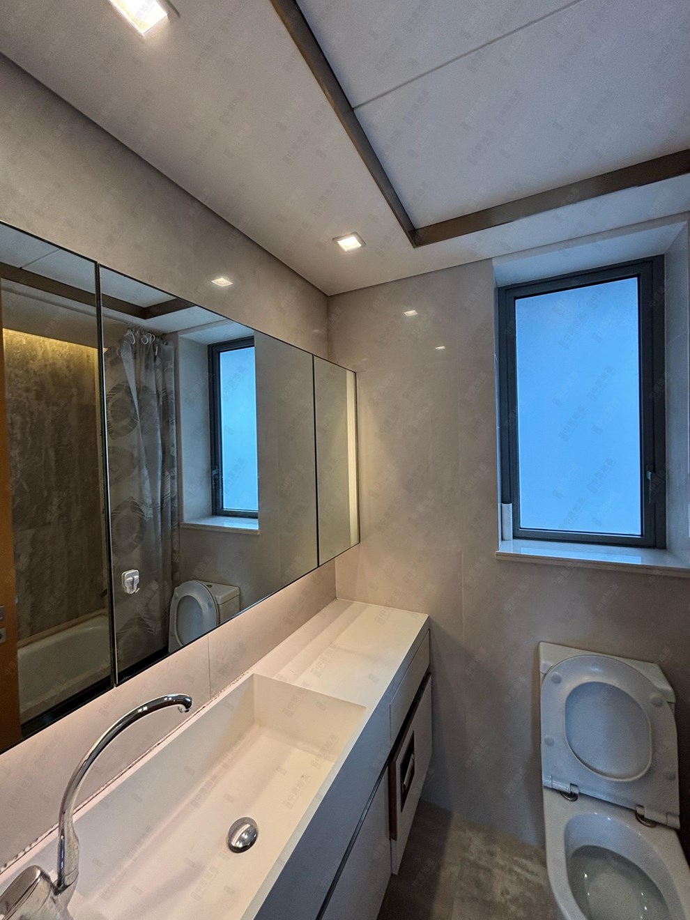 Unit Interior-Bathroom