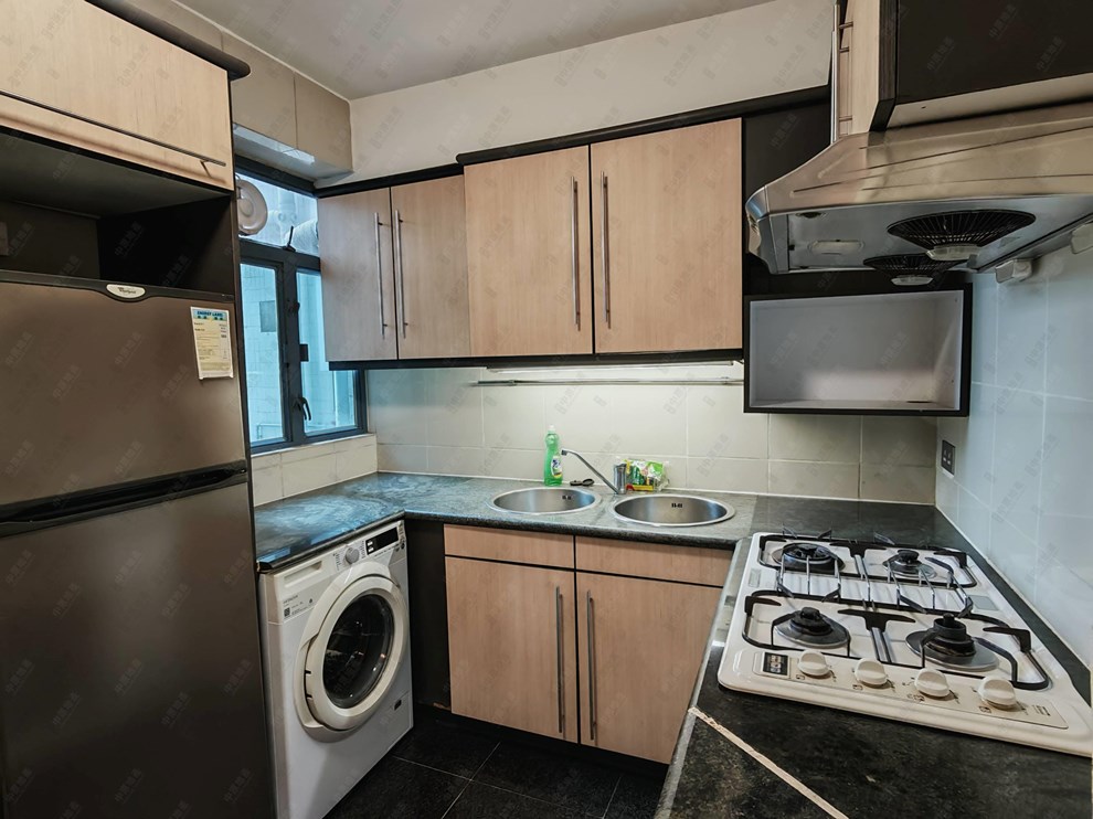 Unit Interior-Kitchen
