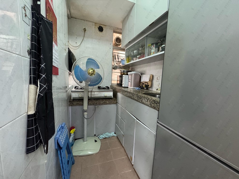 Unit Interior-Kitchen