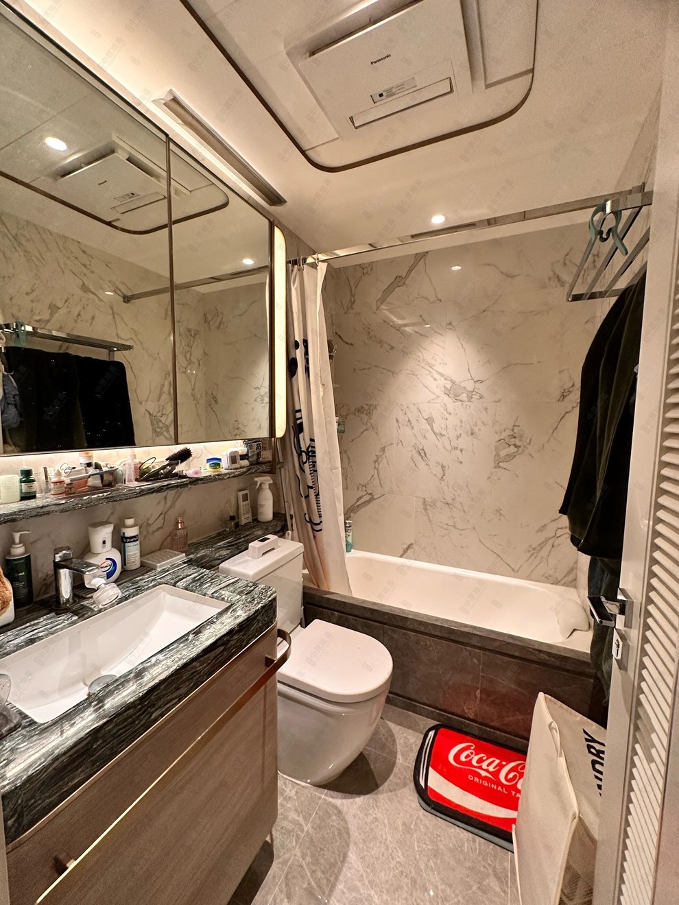 Unit Interior-Bathroom