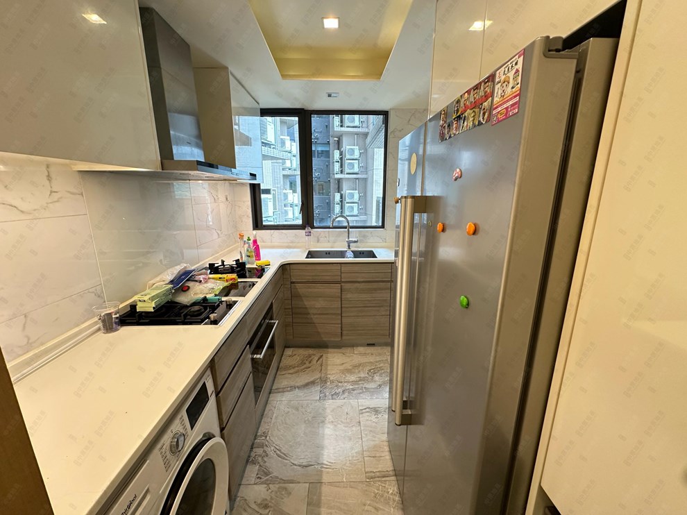 Unit Interior-Kitchen