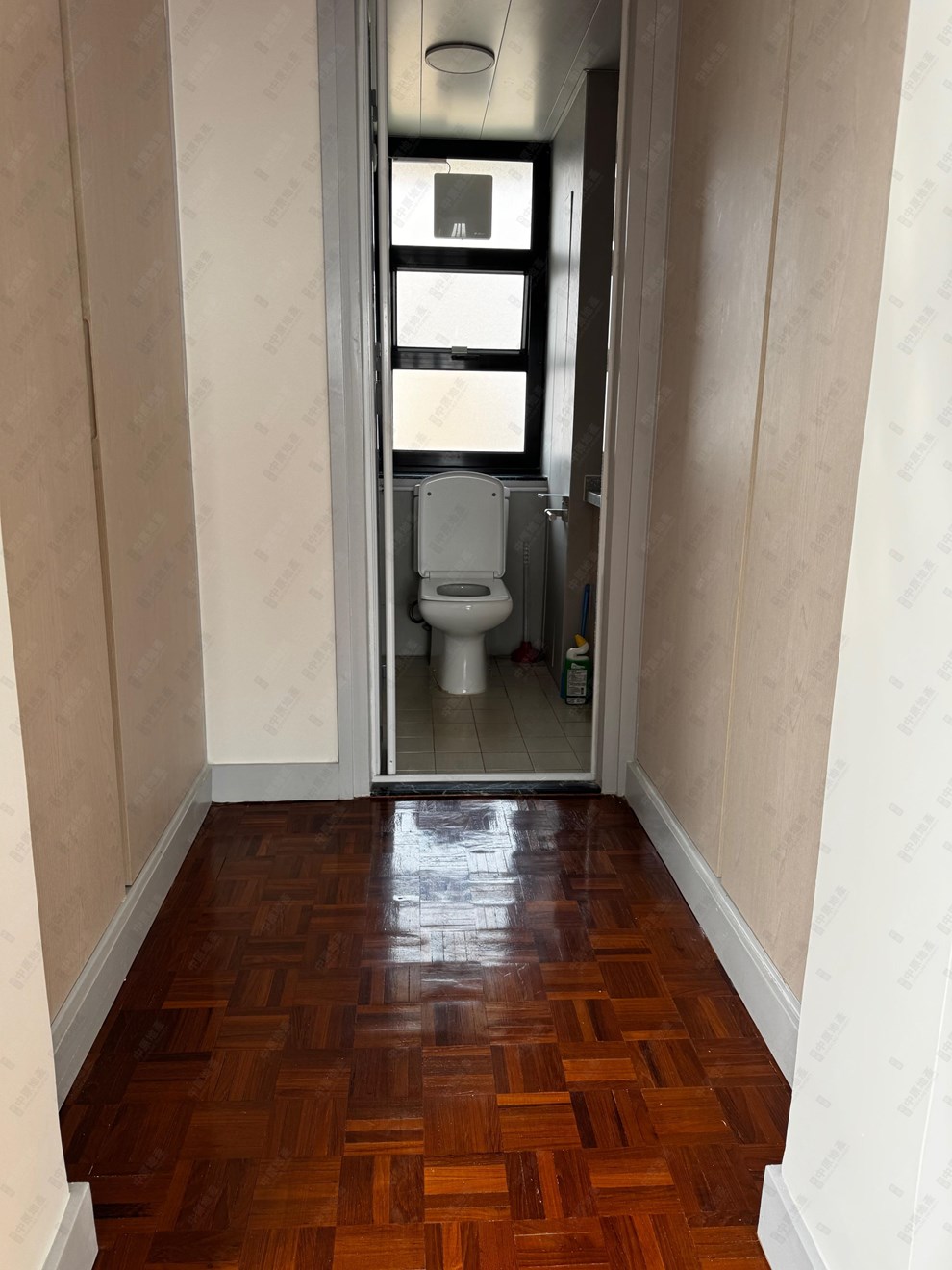 Unit Interior-Master Bathroom
