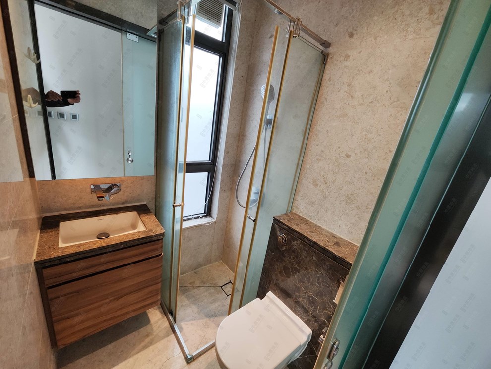 Unit Interior-Bathroom