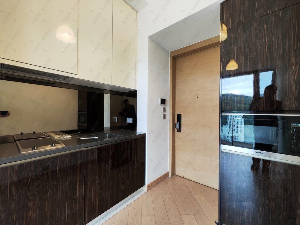 Unit Interior-Kitchen
