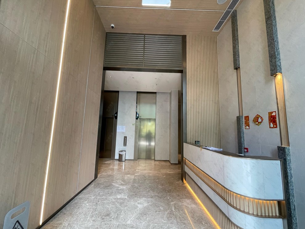 Building-Lobby