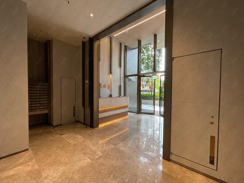 Building-Entrance