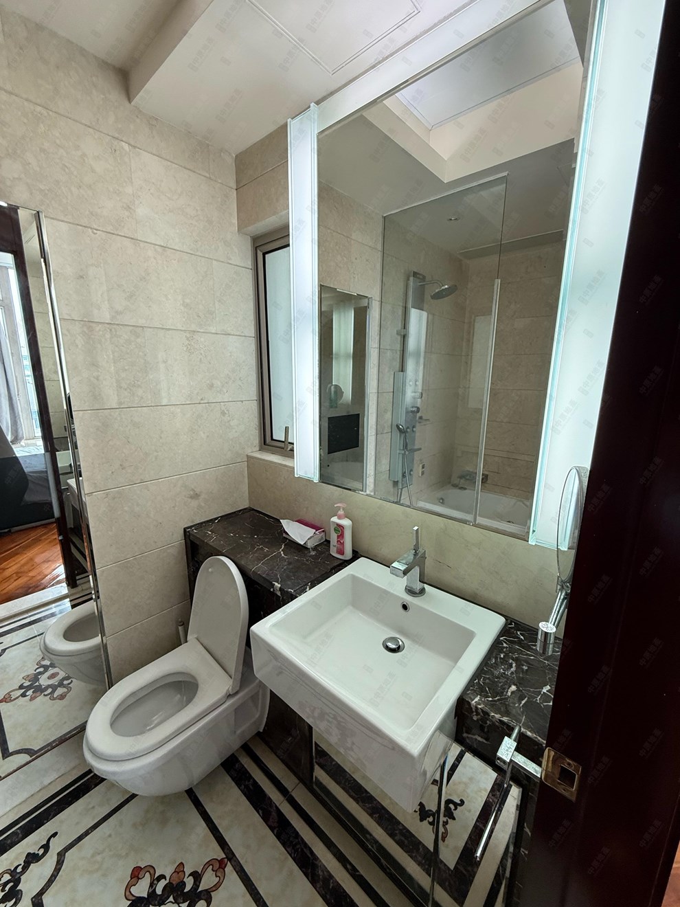 Unit Interior-Bathroom