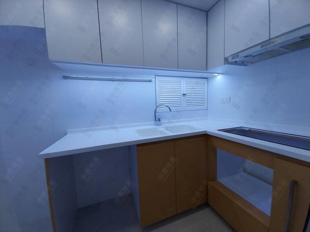 Unit Interior-Kitchen