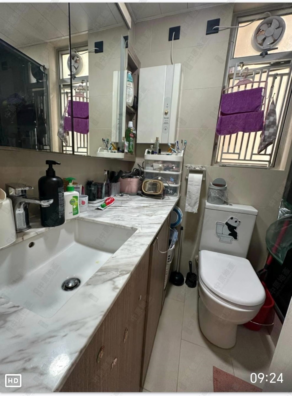 Unit Interior-Bathroom