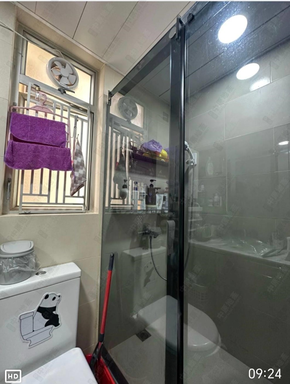 Unit Interior-Bathroom