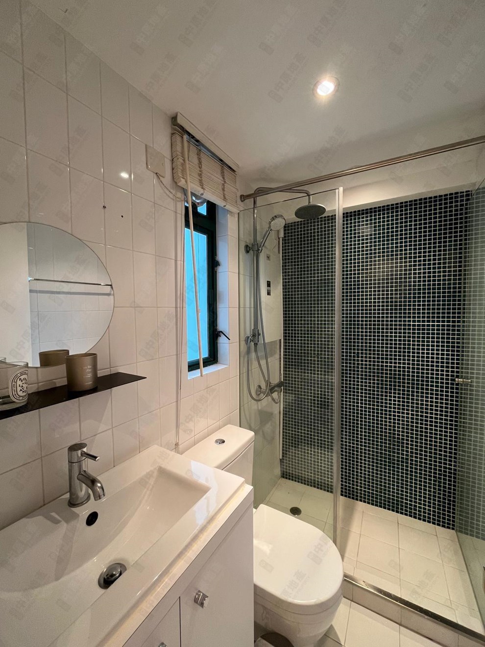 Unit Interior-Bathroom