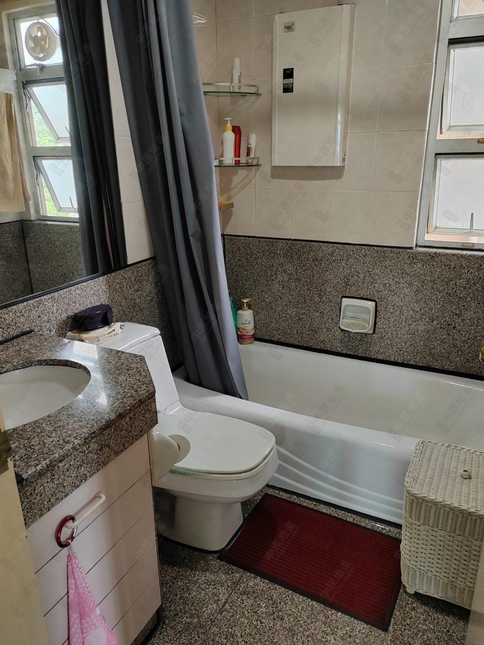 Unit Interior-Washroom