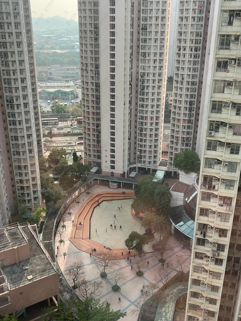 窗外景观-由睡房